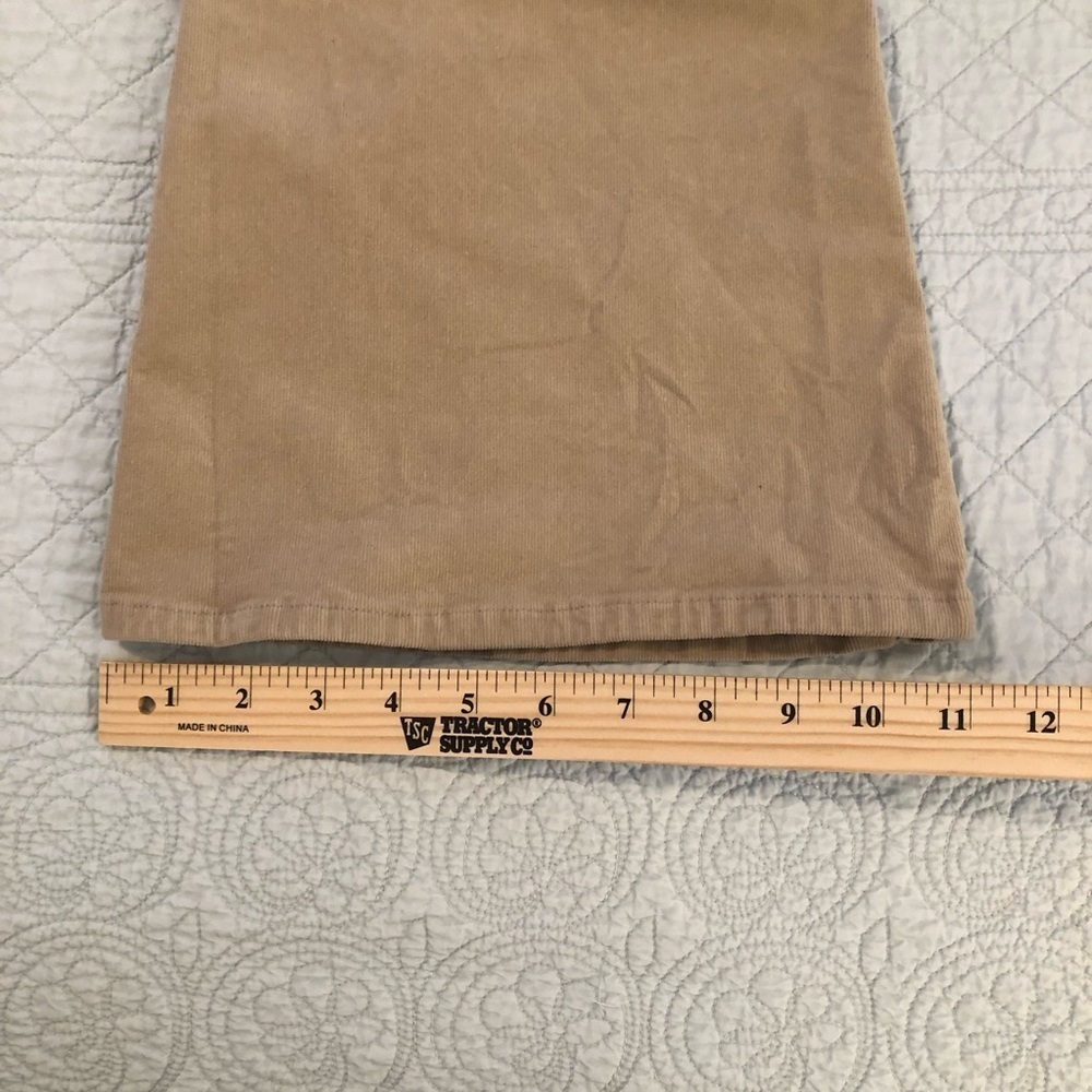 Bell bottom corduroy jeans pants. Women’s size 30 X 31. - Picture 11 of 11